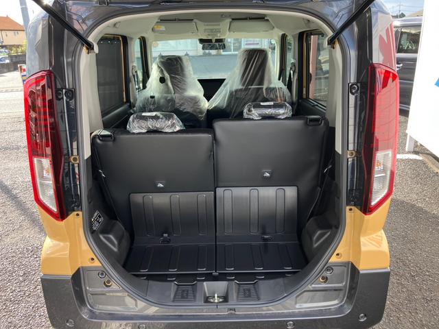 スペーシアギア ハイブリッドＸＺ　ハイブリッドＸＺ（４名）ダムド　ノクトフェイスチェンジキット装着　全包囲モニター付きメモリーナビ９インチ　電動パーキング　スマートキー　ステアリングヒーター　スリムサーキュレーター（5枚目）