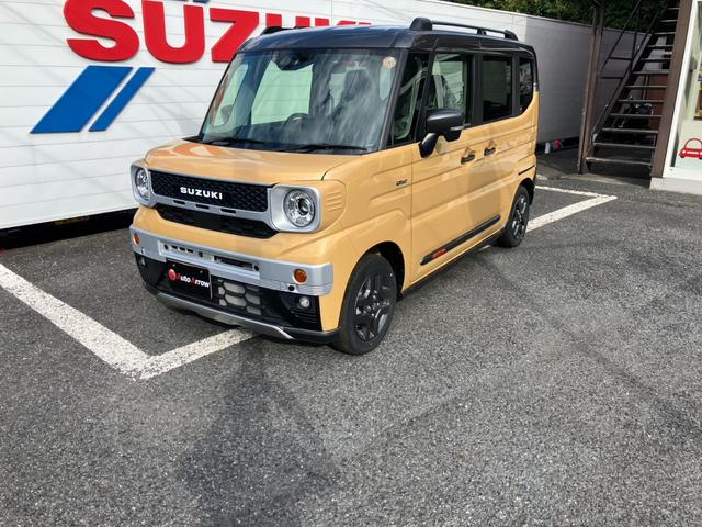 スペーシアギア ハイブリッドＸＺ　ハイブリッドＸＺ（４名）ダムド　ノクトフェイスチェンジキット装着　全包囲モニター付きメモリーナビ９インチ　電動パーキング　スマートキー　ステアリングヒーター　スリムサーキュレーター（6枚目）