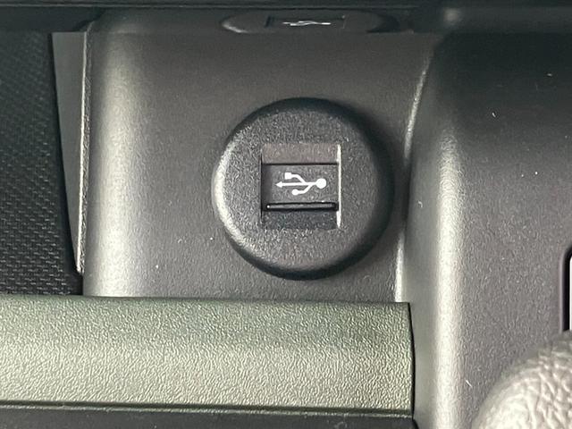 スペーシアギア ハイブリッドＸＺ　ハイブリッドＸＺ（４名）ダムド　ノクトフェイスチェンジキット装着　全包囲モニター付きメモリーナビ９インチ　電動パーキング　スマートキー　ステアリングヒーター　スリムサーキュレーター（12枚目）