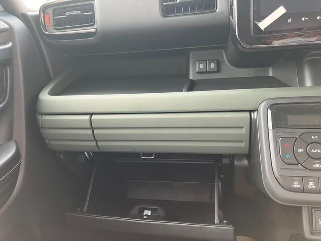 スペーシアギア ハイブリッドＸＺ　ハイブリッドＸＺ（４名）ダムド　ノクトフェイスチェンジキット装着　全包囲モニター付きメモリーナビ９インチ　電動パーキング　スマートキー　ステアリングヒーター　スリムサーキュレーター（24枚目）