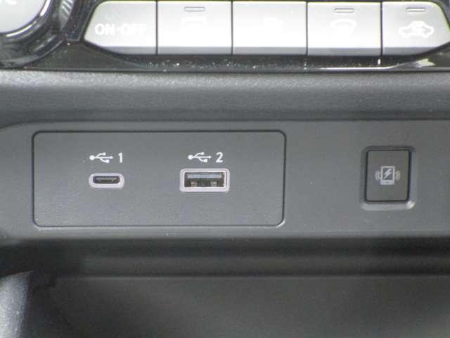 オーラ G FOUR 4WD ニッサンコネクトナビ 試乗車 エマブレ 全周囲 LDW 記録簿 アダプティブクルーズ 盗難防止システム オートエアコン スマートキー バックカメラ LEDライト アルミホイール 4WD ETC車載器 ナビTV 禁煙(12枚目)