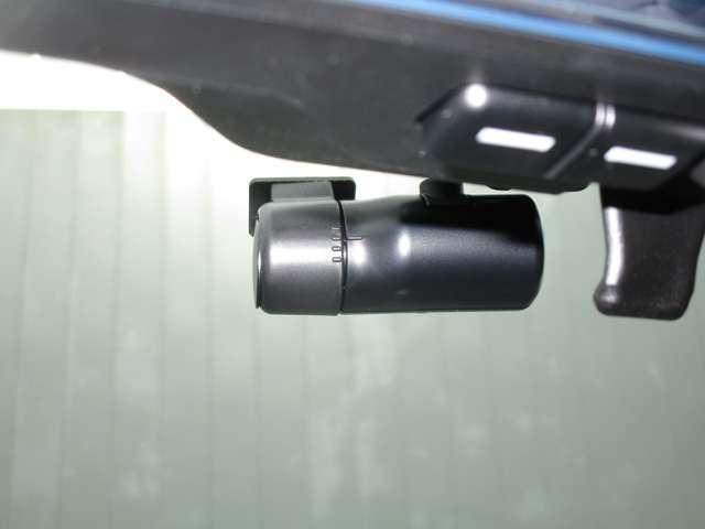 キックス X FOUR (e-POWER) 4WD ナビTV LEDライト 踏み間違い防止 アラウンドビュ- 試乗車UP ETC 盗難防止システム 車線逸脱警報 インテリキー バックモニター ワンオーナー オートエアコン 4WD アイドリングストップ(9枚目)