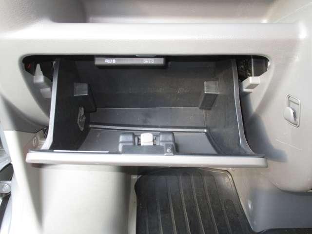 ＮＶ１００クリッパーバン ６６０　ＤＸ　ハイルーフ　５ＡＧＳ車　パワーウィンドー　パワステ付き　運転席エアバック　エアコン　ＡＢＳ付き（15枚目）