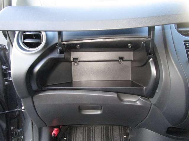 ノート 1.2 X MM318D-Wナビゲーション&バックカメラ・ETC2.0・フロントドライブレコーダー・Hiビームアシスト・エマージェンシーブレーキ・踏み間違い防止・VDC&LWD・インテリジェントキー(10枚目)