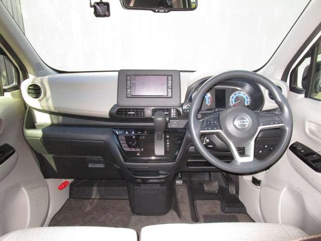 デイズ ６６０　Ｘ　ＭＪ１２０Ｄ－Ｗナビゲーション＆アラウンドビューモニター（ルームミラーのみに映ります）・プラスチックバイザー・ＨＩビームアシスト・エマージェンシーブレーキ＆踏み間違い防止装置（3枚目）