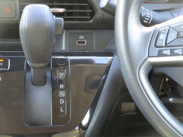 デイズ ６６０　Ｘ　ＭＪ１２０Ｄ－Ｗナビゲーション＆アラウンドビューモニター（ルームミラーのみに映ります）・プラスチックバイザー・ＨＩビームアシスト・エマージェンシーブレーキ＆踏み間違い防止装置（12枚目）