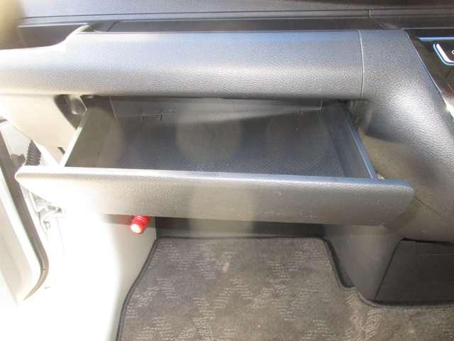 デイズ ６６０　Ｘ　ＭＪ１２０Ｄ－Ｗナビゲーション＆アラウンドビューモニター（ルームミラーのみに映ります）・プラスチックバイザー・ＨＩビームアシスト・エマージェンシーブレーキ＆踏み間違い防止装置（13枚目）