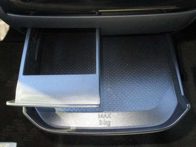 デイズ ６６０　Ｘ　ＭＪ１２０Ｄ－Ｗナビゲーション＆アラウンドビューモニター（ルームミラーのみに映ります）・プラスチックバイザー・ＨＩビームアシスト・エマージェンシーブレーキ＆踏み間違い防止装置（18枚目）