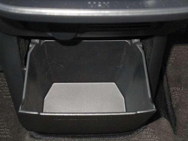 デイズ ６６０　Ｘ　ＭＪ１２０Ｄ－Ｗナビゲーション＆アラウンドビューモニター（ルームミラーのみに映ります）・プラスチックバイザー・ＨＩビームアシスト・エマージェンシーブレーキ＆踏み間違い防止装置（19枚目）