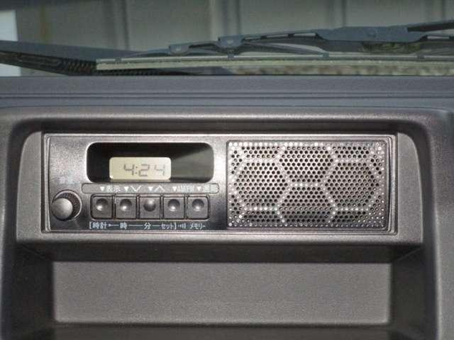 NT100クリッパートラック 660 DX NT100クリッパー5M/T・3方開き・AM/FM1DIN ワンオーナー車 運転席エアバック PS エアコンパワステ メンテナンスノート(4枚目)