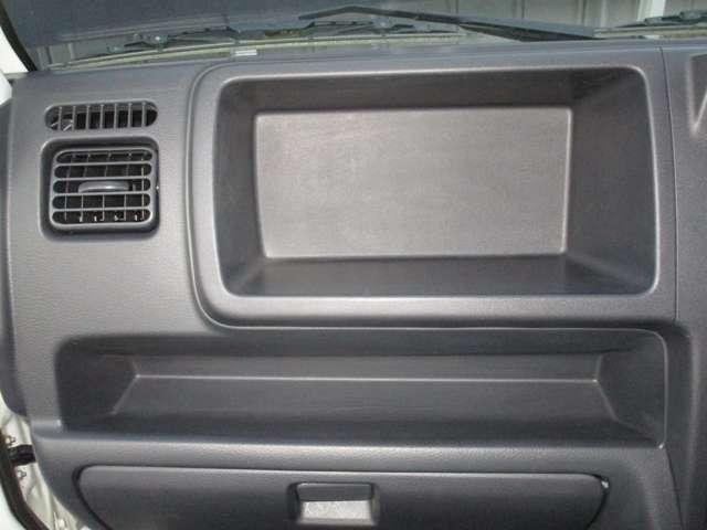 NT100クリッパートラック 660 DX NT100クリッパー5M/T・3方開き・AM/FM1DIN ワンオーナー車 運転席エアバック PS エアコンパワステ メンテナンスノート(7枚目)