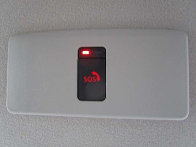 オーラ １．２　Ｇ　ＦＯＵＲ　レザーエディション　４ＷＤ　ニッサンコネクトナビゲーション＆ＡＶＭ　ワンオ－ナ－車　ＬＫＡ　レザーシート　追従クルコン　ＬＥＤライト　バックモニター　ドライブレコーダー　インテリキー　４ＷＤ　ＥＴＣ　アルミ　記録簿　サイドカメラ　盗難警報器　キーレスエントリー（11枚目）