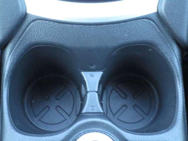 エクストレイル ２．０　２０Ｘ　３列車　４ＷＤ　フルタイム４ＷＤ　オートエアコン　アルミ　ワンオーナー車　ＰＳ　メモリーナビゲーション　パワーウィンドウ　ナビ　整備記録簿　エアバッグ　ＡＢＳ（17枚目）