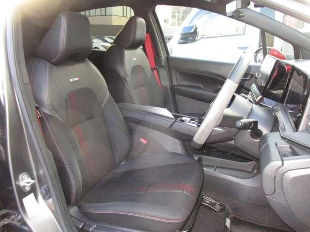 オーラ １．２　ＮＩＳＭＯ　カーナビ　定期点検記録簿　アルミホイール　運転席エアバッグ　メモリーナビ　ＡＢＳ　フルオートエアコン　パワーウィンドウ　パワーステアリング　１オーナ－（15枚目）