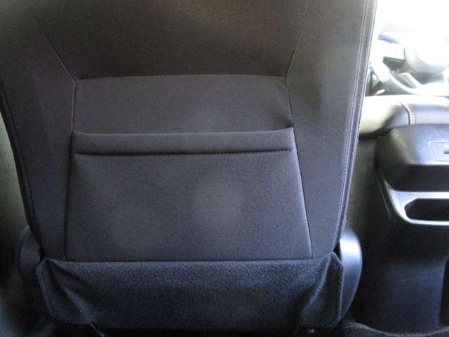 オーラ １．２　ＮＩＳＭＯ　カーナビ　定期点検記録簿　アルミホイール　運転席エアバッグ　メモリーナビ　ＡＢＳ　フルオートエアコン　パワーウィンドウ　パワーステアリング　１オーナ－（19枚目）