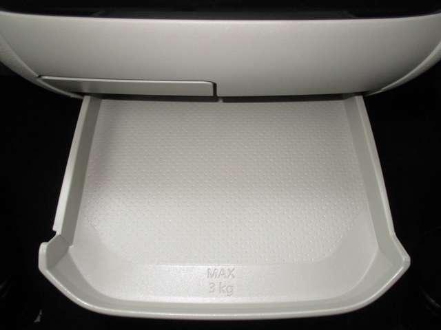 ルークス ６６０　Ｘ　９インチ日産純正ディスプレイオーディオ・　アラモニ　前後衝突軽減ブレーキ　ワンオーナー車　車線逸脱防止　スマートキー　定期点検記録簿　キーフリー　ｉ－ｓｔｏｐ　フルオートエアコン　パワーウインドウ　バックカメラ　盗難防止　カーテンエアバッグ（15枚目）