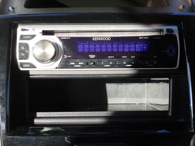 ルークス ６６０　Ｇ　エアバック　パワステ　オートエアコン　ＰＷ　ＡＢＳ　点検記録簿　ＣＤ一体ケンウッドＡＭ／ＦＭチューナー・オートエアコン・プラスチックバイザー・プライバシーガラス・ＡＢＳ・ハロゲンヘッドライト・（4枚目）