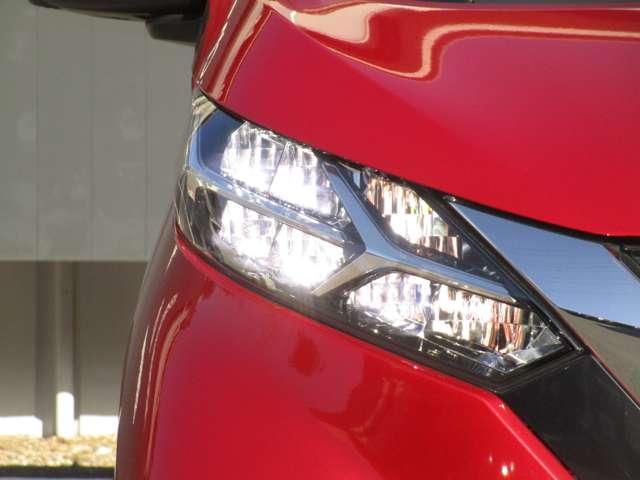 デイズ ハイウェイスターX プロパイロット エディション スマートキー&プッシュスタート LEDヘッド レーダークルーズ 盗難防止装置 ワンオ-ナ- ETC アイドリングストップ LKAS ドラレコ パワーステアリング 点検記録簿 オートエアコン Bカメラ(38枚目)