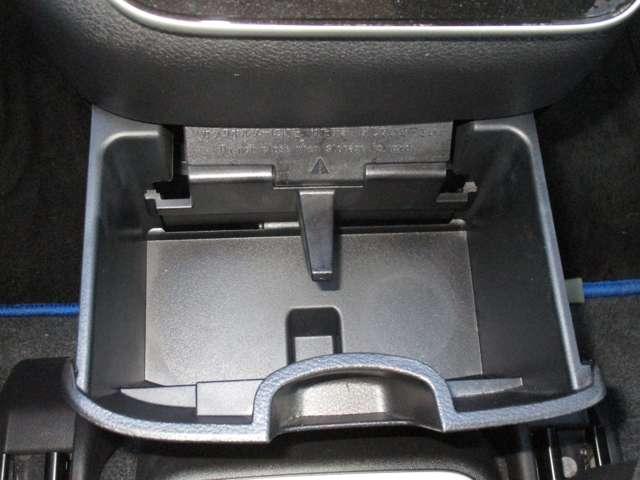 セレナ １．２　ｅ－ＰＯＷＥＲ　ハイウェイスター　Ｖ　ＭＭ５２１Ｄ－Ｌナビゲーション＆アラウンドビュー　３６０°カメラ　エマジェンシーブレーキ　１オナ　スマキー　バックカメラ　ＬＥＤ　レーンアシスト　点検記録簿付　ＥＴＣ　ドラレコ　Ａストップ　イモビ　サイドカーテンエアバック　フルオートエアコン　ＡＢＳ（18枚目）