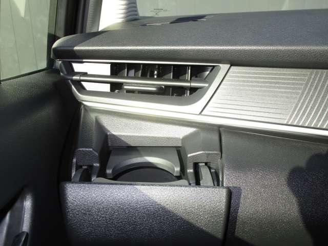 ノート １．２　Ｘ　社用車・ＭＭ２２３Ｄ－Ｌナビゲーション＆アラウン　リアカメラ　衝突被害軽減ブレ－キ　全方位カメラ　ＥＴＣ付　禁煙車　レーンアシスト　インテリジェントキー　ワンオーナー　ドラレコ　アイドリングストップ　整備記録簿　盗難防止システム　ワンセグＴＶ　ＡＢＳ（13枚目）