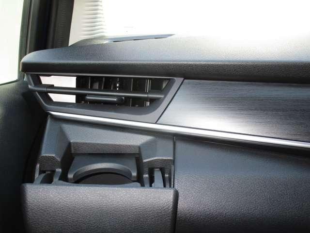 ノート １．２　ＡＵＴＥＣＨ　ニッサンコネクトナビゲーション＆ＡＶＭ　全方位　衝突被害軽減装置　レーンキープ　盗難防止　点検記録簿　１オーナー　ＬＥＤヘッド　バックモニター　ドラレコ　サイドカーテンエアバック　インテリジェントキー　ＥＴＣ　エアバッグ　ナビ・ＴＶ　ＢＳＷ（12枚目）