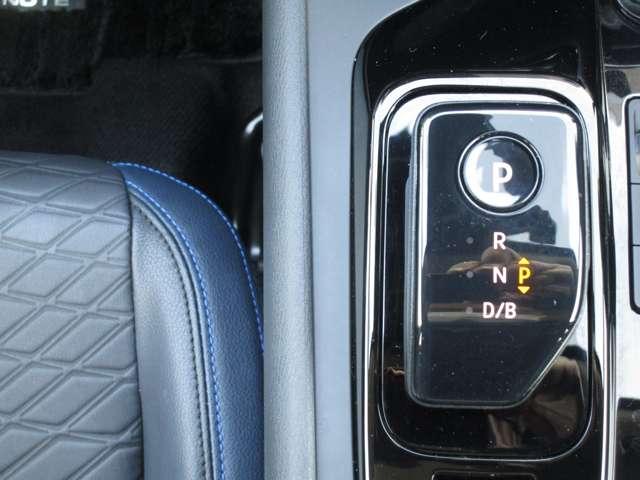 ノート １．２　ＡＵＴＥＣＨ　ニッサンコネクトナビゲーション＆ＡＶＭ　全方位　衝突被害軽減装置　レーンキープ　盗難防止　点検記録簿　１オーナー　ＬＥＤヘッド　バックモニター　ドラレコ　サイドカーテンエアバック　インテリジェントキー　ＥＴＣ　エアバッグ　ナビ・ＴＶ　ＢＳＷ（20枚目）