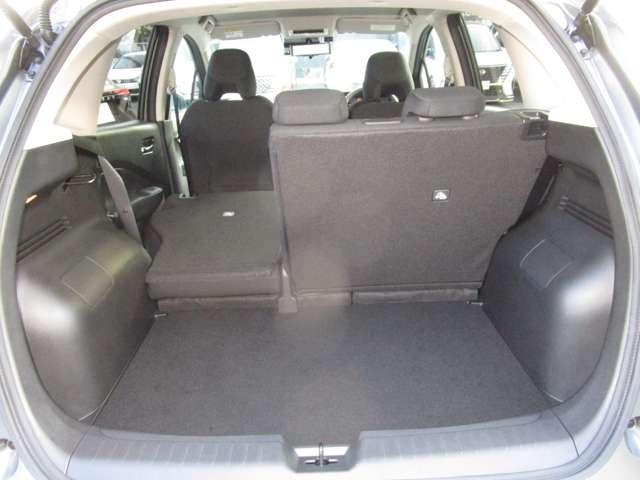 ノート 1.2 X MM223D-Lナビゲーション・アラウンドビュー リアカメラ 衝突被害軽減ブレ-キ 全方位カメラ ETC付 禁煙車 LEDヘッドライト レーンアシスト インテリジェントキー ワンオーナー ドラレコ アイドリングストップ 整備記録簿 盗難防止システム(28枚目)