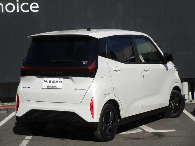 サクラ Ｘ　取説記録簿　カーナビ　試乗車アップ　ワンオーナー車　オートエアコン　アルミ　メモリーナビ　エアバッグ　ＡＢＳ　パワーウィンドウ　パワーステアリング（2枚目）