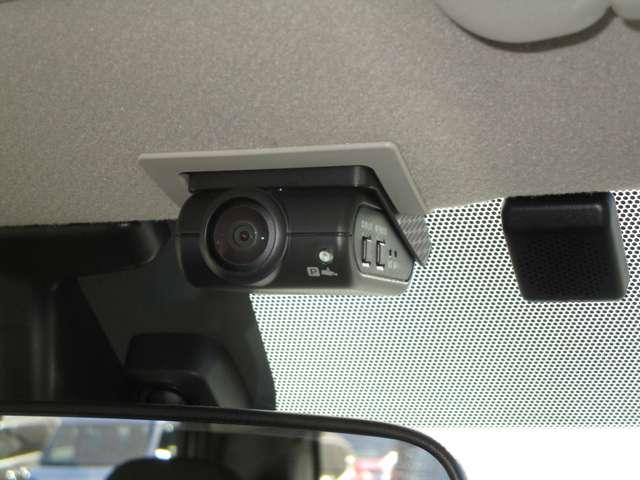 サクラ Ｘ　取説記録簿　カーナビ　試乗車アップ　ワンオーナー車　オートエアコン　アルミ　メモリーナビ　エアバッグ　ＡＢＳ　パワーウィンドウ　パワーステアリング（9枚目）