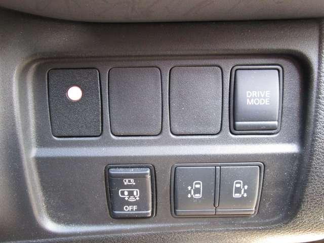 セレナ 1.2 e-POWER ハイウェイスター V MM321D-Lナビゲーション&アラウンドビュー スマートキープッシュスタート 左右パワースライドドア エマージェンシーB 助手席エアバッグ ワンオーナー車 3列シート ETC車載器 ウォークスルー(20枚目)