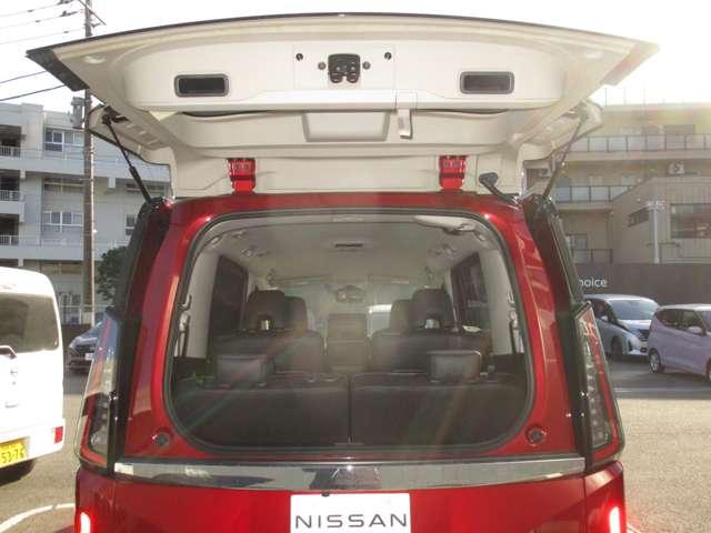 セレナ １．４　ｅ－ＰＯＷＥＲ　ハイウェイスターＶ　アルミ　カーナビ　パワーウィンドウ　１オナ　記録簿　メモリーナビ　フルオートエアコン（41枚目）