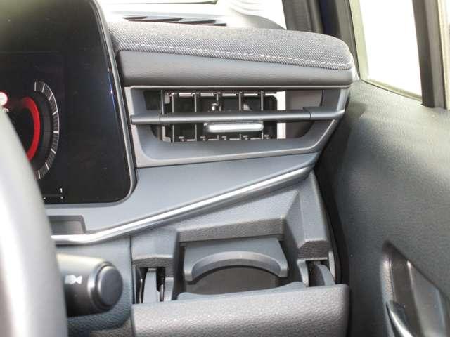 オーラ 1.2 G 社用車 フルセグテレビ ハイビームアシスト ETC車載器 アルミ LDW LEDライト バックモニター エアバッグ ドライブレコーダー サイドエアバッグ アイドリングストップ 記録簿 メモリーナビ(17枚目)