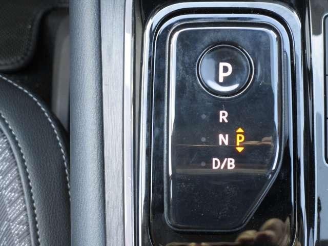 オーラ 1.2 G 社用車 フルセグテレビ ハイビームアシスト ETC車載器 アルミ LDW LEDライト バックモニター エアバッグ ドライブレコーダー サイドエアバッグ アイドリングストップ 記録簿 メモリーナビ(21枚目)