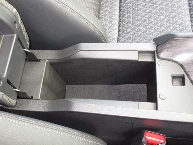 オーラ 1.2 G 社用車 フルセグテレビ ハイビームアシスト ETC車載器 アルミ LDW LEDライト バックモニター エアバッグ ドライブレコーダー サイドエアバッグ アイドリングストップ 記録簿 メモリーナビ(29枚目)