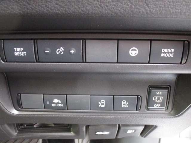 セレナ 1.4 e-4ORCE ハイウェイスターV 4WD ニッサンコネクトナビ・AVM・ETC アラウンドビュー レーンアシスト 3列シート ドラレコ レーダークルーズ 地デジ LEDヘッドランプ オートマチックハイビーム ナビTV バックカメラ 試乗車(22枚目)