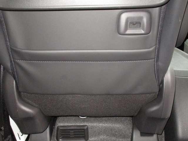 セレナ 1.4 e-4ORCE ハイウェイスターV 4WD ニッサンコネクトナビ・AVM・ETC アラウンドビュー レーンアシスト 3列シート ドラレコ レーダークルーズ 地デジ LEDヘッドランプ オートマチックハイビーム ナビTV バックカメラ 試乗車(33枚目)