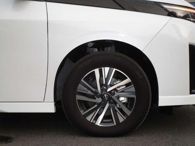 セレナ 1.4 e-4ORCE ハイウェイスターV 4WD ニッサンコネクトナビ・AVM・ETC アラウンドビュー レーンアシスト 3列シート ドラレコ レーダークルーズ 地デジ LEDヘッドランプ オートマチックハイビーム ナビTV バックカメラ 試乗車(51枚目)