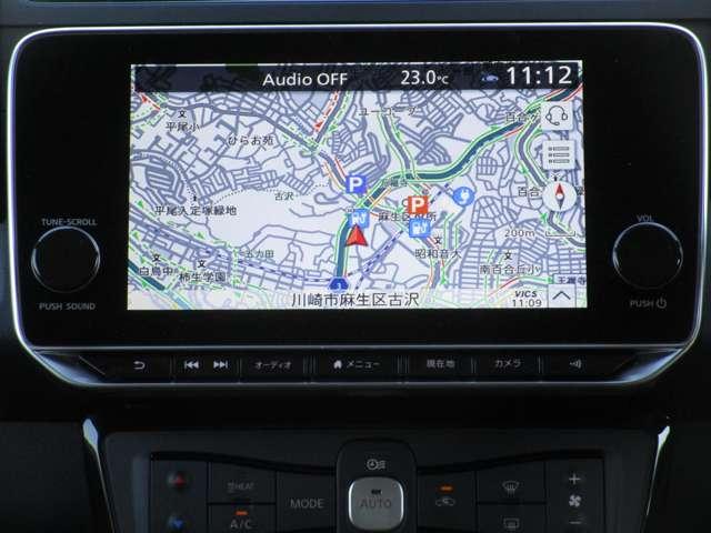 �X���ł̑҂����Ԃ��y�����A�����K�ɂ����p����������悤�A���X���\����󂯕t���Ă��܂��B�\��\���ԂȂǂ͓X�܂���ɂ���ĈقȂ�܂��A�C�y�ɂ��₢���킹���������B