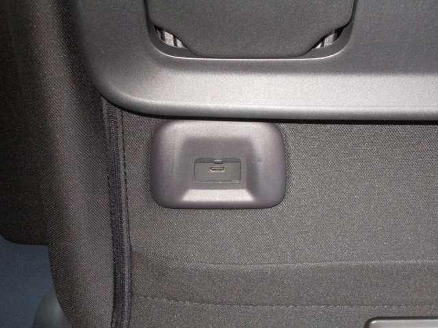 セレナ ニッサンコネクトナビゲーション&アラウンドビューモニター ETC2.0プロパイロット 前後ドライブレコーダー 後席モニター 前後ソナー ワイヤレス充電器 フロント&セカンドシートヒーター バイザー(28枚目)