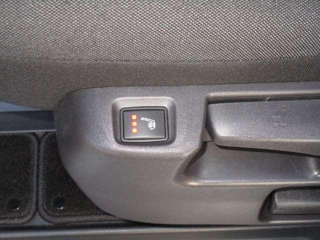 セレナ ニッサンコネクトナビゲーション&アラウンドビューモニター ETC2.0プロパイロット 前後ドライブレコーダー 後席モニター 前後ソナー ワイヤレス充電器 フロント&セカンドシートヒーター バイザー(35枚目)