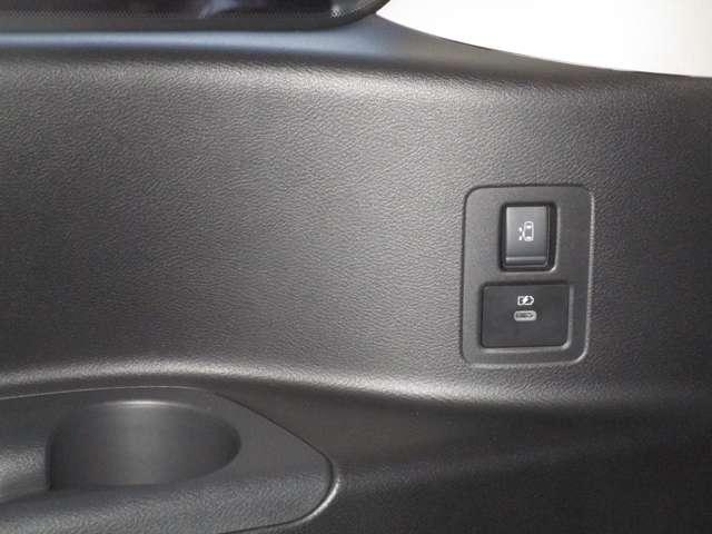 セレナ ニッサンコネクトナビゲーション&アラウンドビューモニター ETC2.0プロパイロット 前後ドライブレコーダー 後席モニター 前後ソナー ワイヤレス充電器 フロント&セカンドシートヒーター バイザー(38枚目)