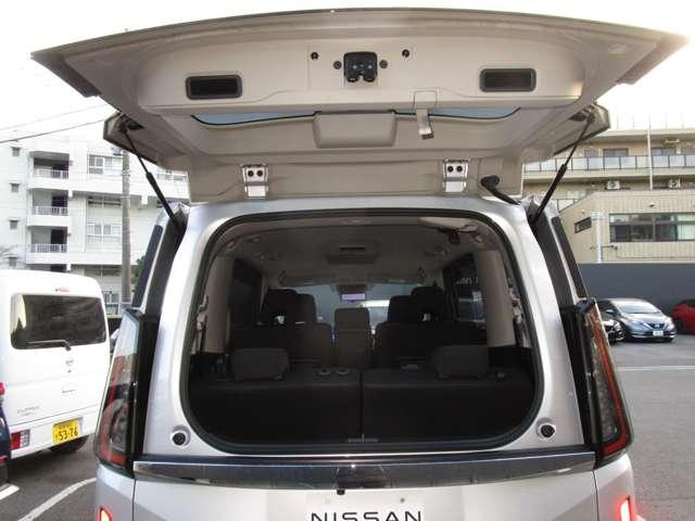 セレナ ニッサンコネクトナビゲーション&アラウンドビューモニター ETC2.0プロパイロット 前後ドライブレコーダー 後席モニター 前後ソナー ワイヤレス充電器 フロント&セカンドシートヒーター バイザー(42枚目)