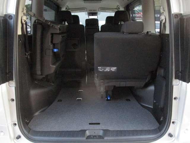 セレナ ニッサンコネクトナビゲーション&アラウンドビューモニター ETC2.0プロパイロット 前後ドライブレコーダー 後席モニター 前後ソナー ワイヤレス充電器 フロント&セカンドシートヒーター バイザー(44枚目)