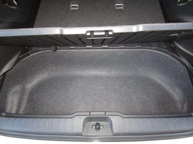 セレナ ニッサンコネクトナビゲーション&アラウンドビューモニター ETC2.0プロパイロット 前後ドライブレコーダー 後席モニター 前後ソナー ワイヤレス充電器 フロント&セカンドシートヒーター バイザー(46枚目)