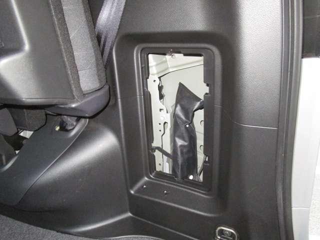 セレナ ニッサンコネクトナビゲーション&アラウンドビューモニター ETC2.0プロパイロット 前後ドライブレコーダー 後席モニター 前後ソナー ワイヤレス充電器 フロント&セカンドシートヒーター バイザー(47枚目)