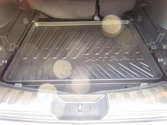 エクストレイル 2.0 20X エマージェンシーブレーキパッケージ 2列車 メーカーラインナビゲーション&アラウンド 切り替え4WD 整備記録簿 ナビ AAC アルミホイール メモリーナビゲーション パワーウィンドウ パワーステアリング ABS エアバッグ 1オナ車 エマブレ(32枚目)