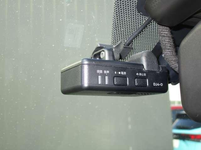 キックス １．２　Ｘ　（ｅ－ＰＯＷＥＲ）　ＭＭ３２０ＤーＬナビ＆アラウンドビューモニター　アラウンドビュ－　チデジＴＶ　レーダーブレーキ　フルオートエアコン　スマートキー・プッシュスタート　ハイビームアシスト　ワンオーナー車　バックカメラ（9枚目）