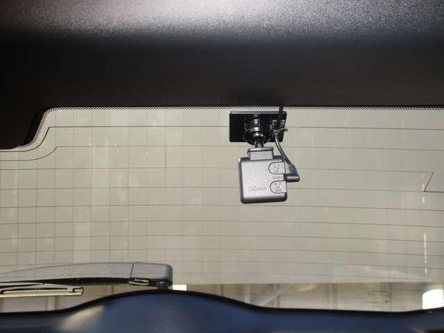 キックス １．２　Ｘ　（ｅ－ＰＯＷＥＲ）　ＭＭ３２０ＤーＬナビ＆アラウンドビューモニター　アラウンドビュ－　チデジＴＶ　レーダーブレーキ　フルオートエアコン　スマートキー・プッシュスタート　ハイビームアシスト　ワンオーナー車　バックカメラ（10枚目）