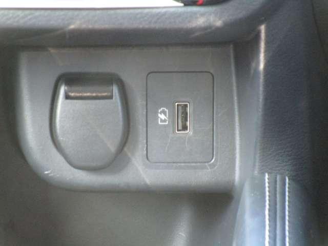 キックス １．２　Ｘ　（ｅ－ＰＯＷＥＲ）　ＭＭ３２０ＤーＬナビ＆アラウンドビューモニター　アラウンドビュ－　チデジＴＶ　レーダーブレーキ　フルオートエアコン　スマートキー・プッシュスタート　ハイビームアシスト　ワンオーナー車　バックカメラ（14枚目）