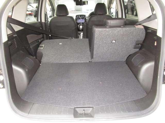 ノート １．２　ｅ－ＰＯＷＥＲ　メダリスト　ＦＯＵＲ　４ＷＤ　ＭＭ３１９ＤーＷナビゲーション＆ＡＶＭ・ＥＴＣ　インテリキー　ナビＴＶ　盗難防止装置　切替４ＷＤ　キーレス　１オーナー　レーンアシスト　エアバッグ　ドラレコ　バックカメラ　クルコン　フルオートエアコン（25枚目）